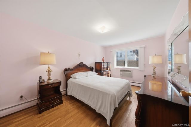 6669 73rd Place, Middle Village, NY 11379