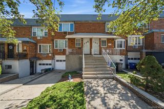 6669 73rd Place, Middle Village, NY 11379