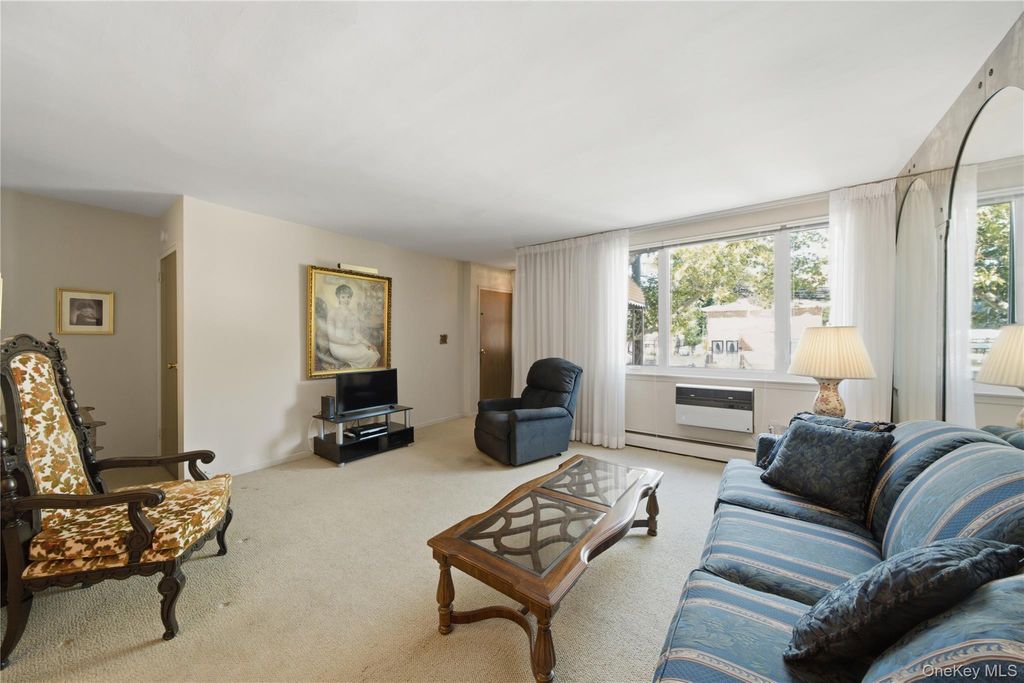 6669 73rd Place, Middle Village, NY 11379 — photo 3