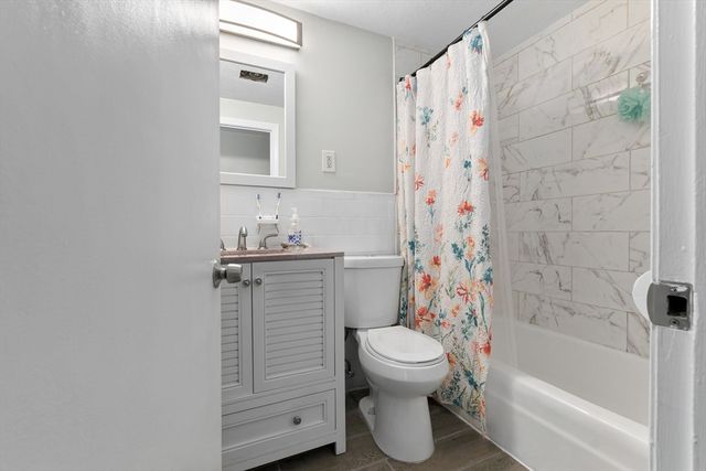 70 Mudge St 17, Lynn, MA 01902