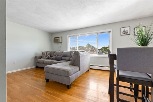 70 Mudge St 17, Lynn, MA 01902