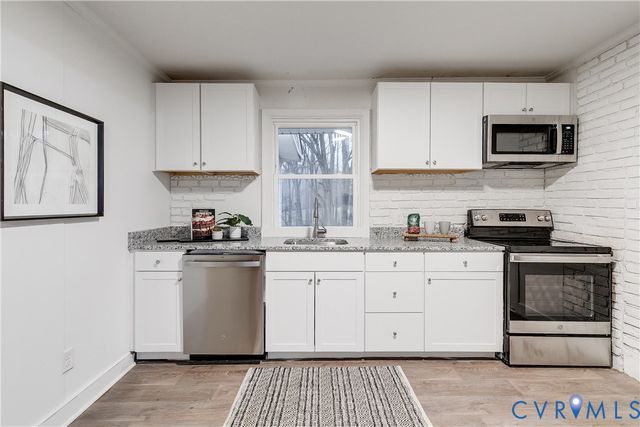 763 Oak Spring Ln, Manakin Sabot, VA 23103