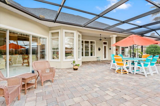 700 Pinecrest Isle Ct, St Augustine, FL 32092