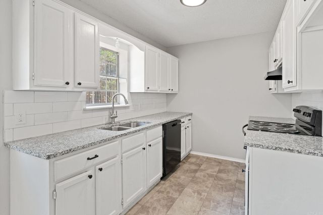 14025 Cottontail Lane, Alexander, AR 72002