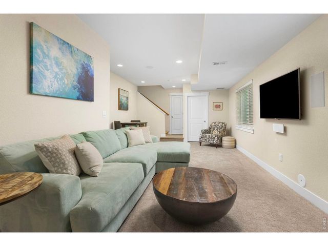 578 Hoyt Ln, Lafayette, CO 80026