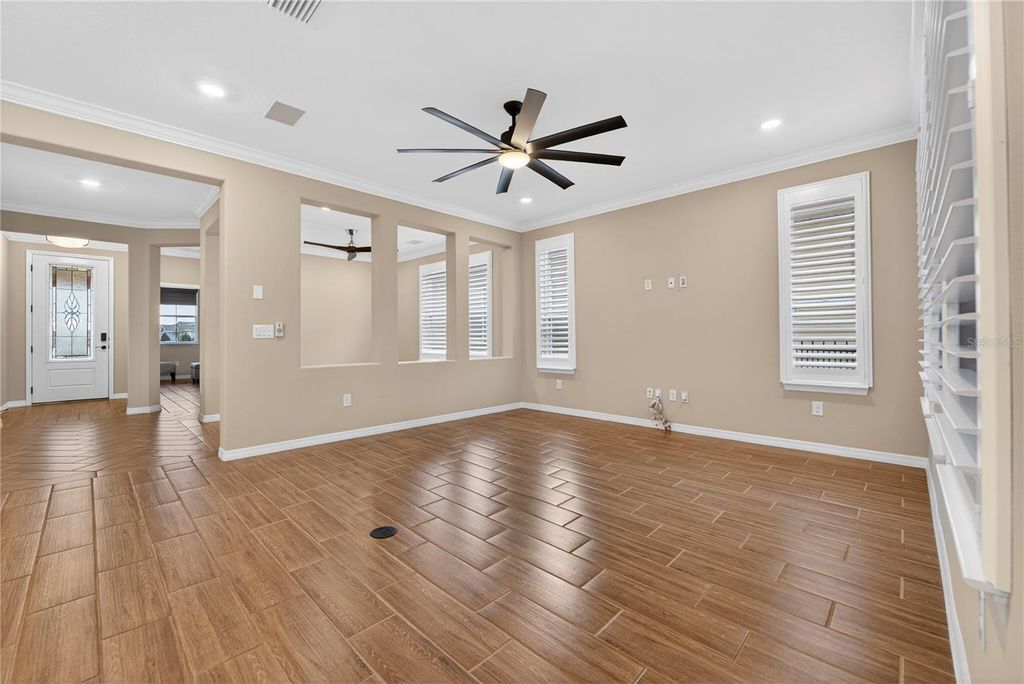 Image 17 of property listing at 5575 NW 43RD LANE ROAD, Ocala, FL 34482