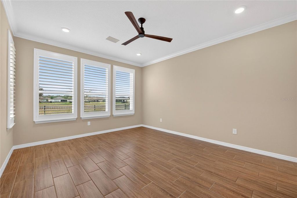 Image 32 of property listing at 5575 NW 43RD LANE ROAD, Ocala, FL 34482