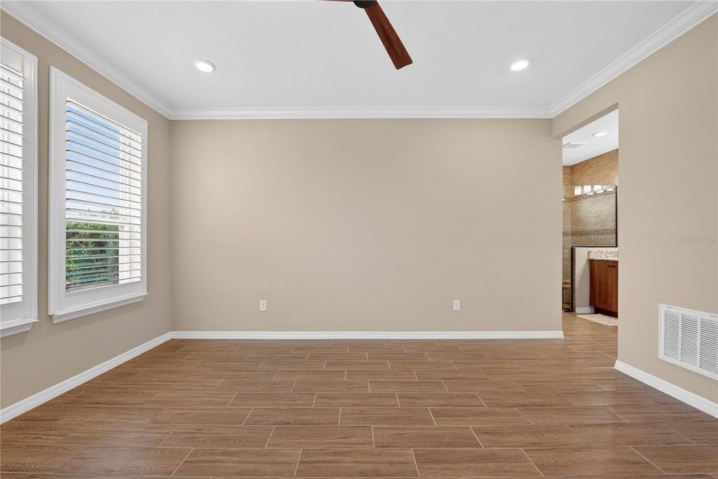 Image 38 of property listing at 5575 NW 43RD LANE ROAD, Ocala, FL 34482