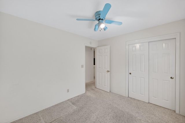 1448 Oak Grove Dr, Roseville, CA 95747