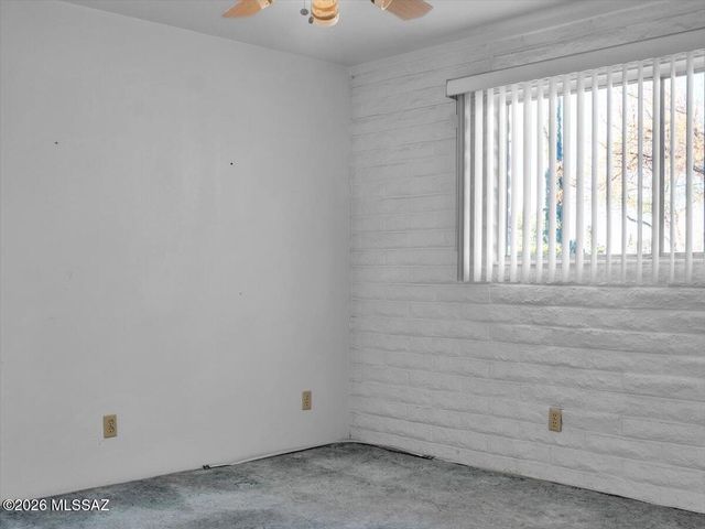 101 E La Grosella, Green Valley, AZ 85614