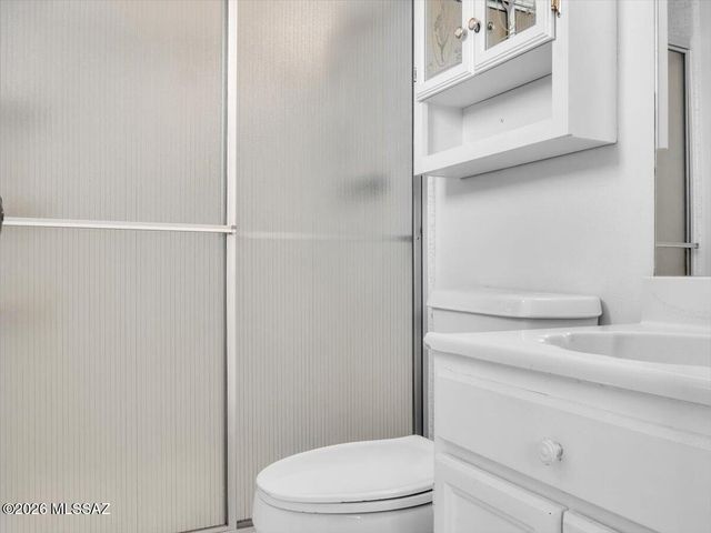 101 E La Grosella, Green Valley, AZ 85614