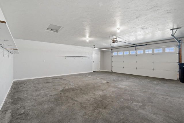 1735 RED OAK STREET, Green Bay, WI 54313