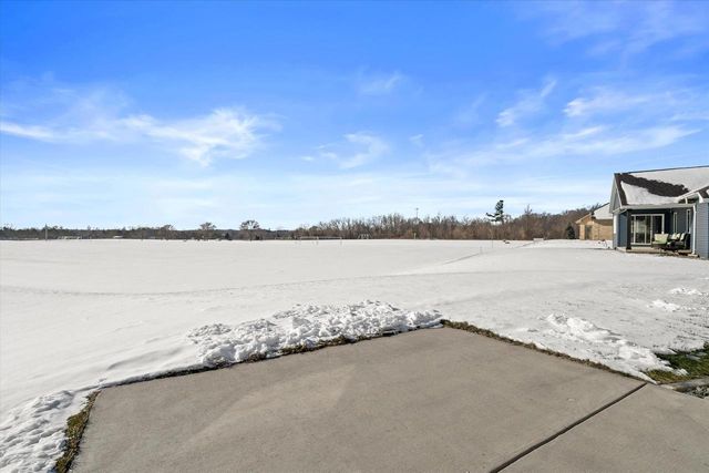 1735 RED OAK STREET, Green Bay, WI 54313