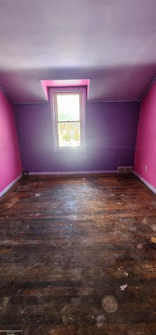 13900 Bringard Drive, Detroit, MI 48205