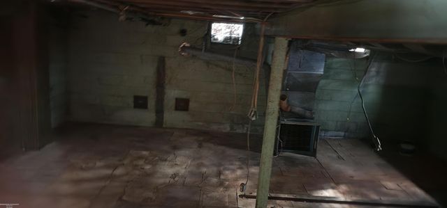 13900 Bringard Drive, Detroit, MI 48205