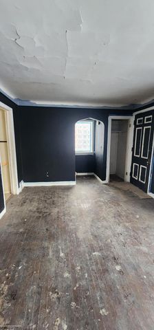 13900 Bringard Drive, Detroit, MI 48205