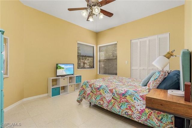 70 Emerald Woods DR K8, Naples, FL 34108