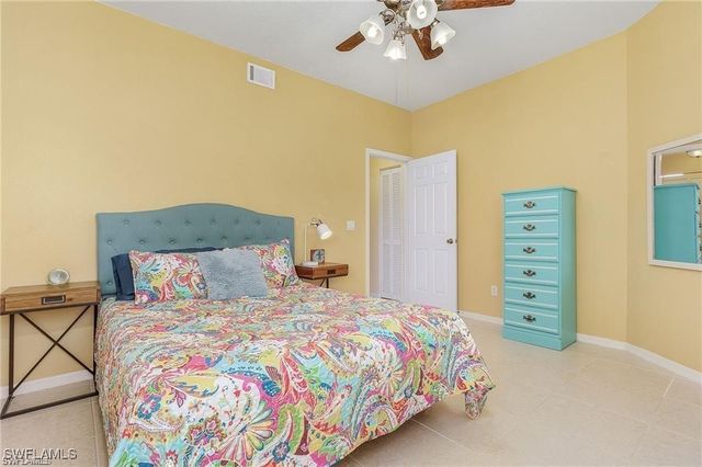 70 Emerald Woods DR K8, Naples, FL 34108