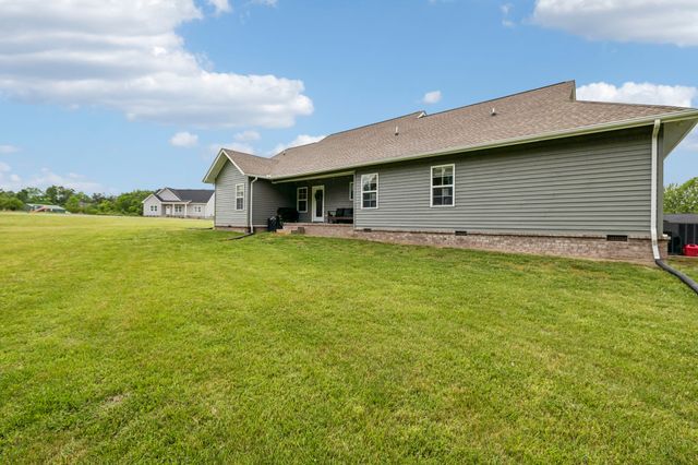 166 Coley Court, Lafayette, TN 37083
