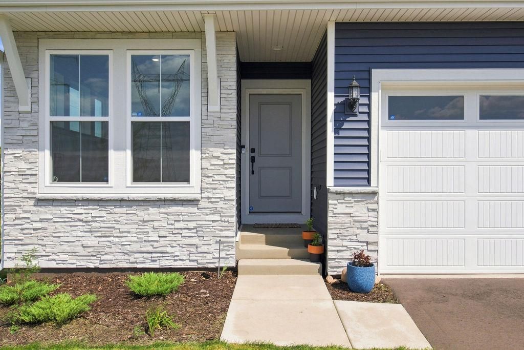 1407 Summerland Way, Shakopee, MN 55379 — photo 2