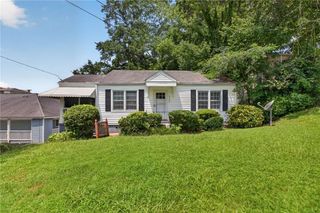 2727 Humphries Street, East Point, GA 30344
