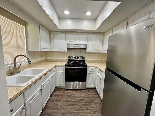 505 S WESTLAND AVENUE D, Tampa, FL 33606
