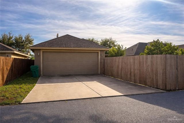 1616 W Ventura Drive, Pharr, TX 78577