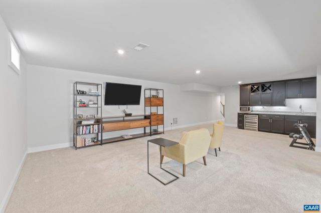 47 RED PINE DR, Zion Crossroads, VA 22942