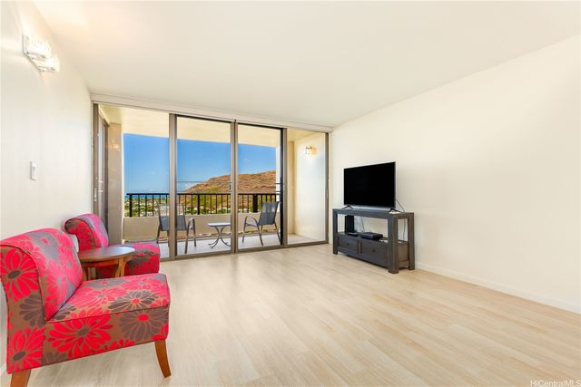 6710 Hawaii Kai Drive 1112, Honolulu, HI 96825