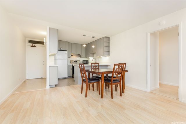 6710 Hawaii Kai Drive 1112, Honolulu, HI 96825
