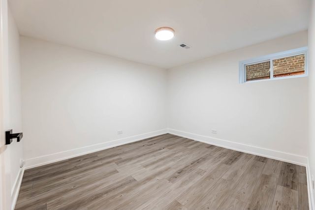 5721 S Newcastle Avenue, Chicago, IL 60638