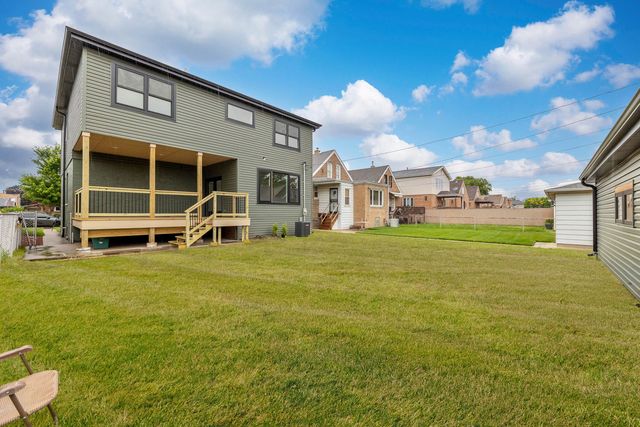 5721 S Newcastle Avenue, Chicago, IL 60638
