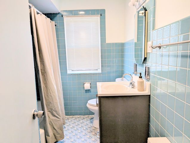 2617 N 74th Avenue 2, Elmwood Park, IL 60707