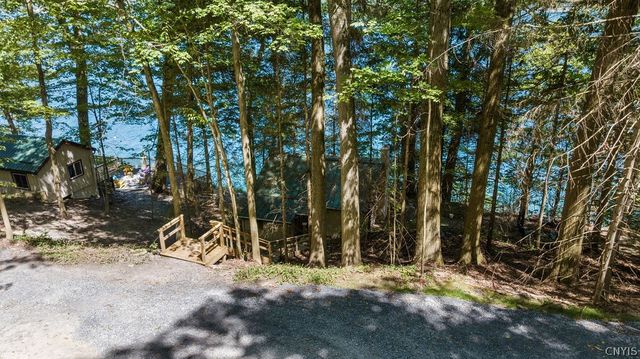 120 Ridings Drive, Niles, NY 13077