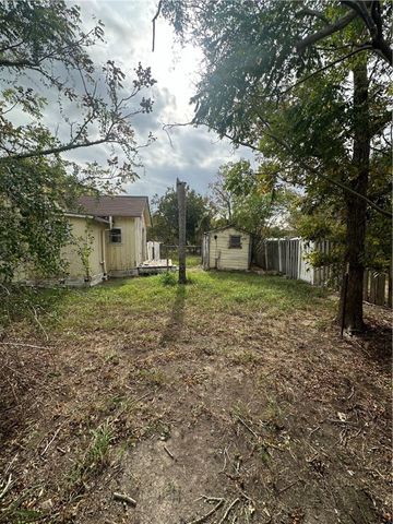 308 McGuill, Refugio, TX 78377