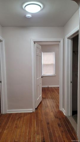 20042 Freeland Street, Detroit, MI 48235