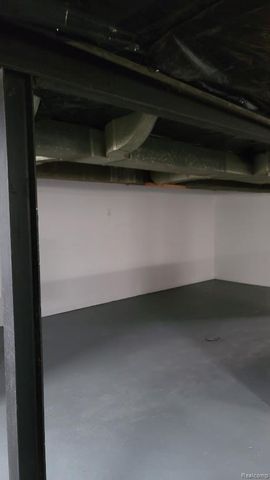 20042 Freeland Street, Detroit, MI 48235