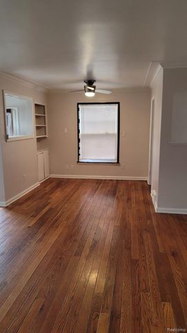 20042 Freeland Street, Detroit, MI 48235