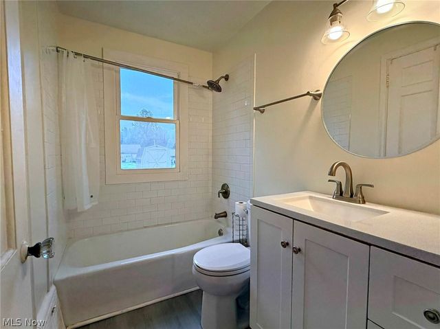 210 Callahan Road, Canfield, OH 44406