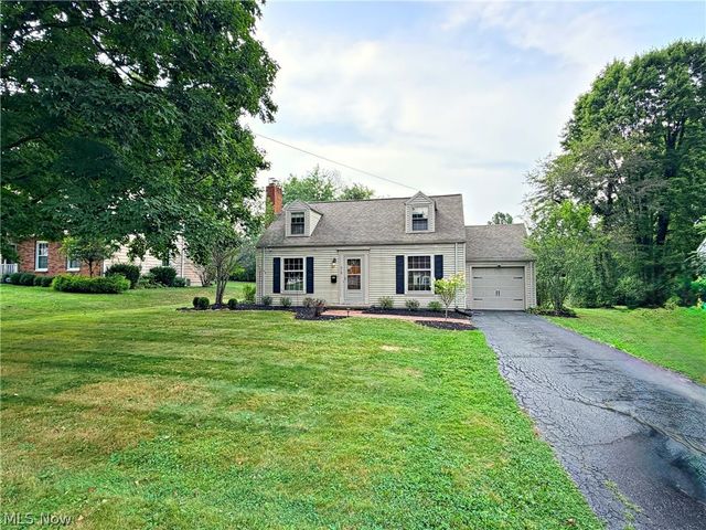 210 Callahan Road, Canfield, OH 44406