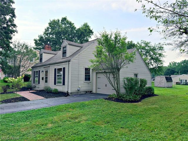 210 Callahan Road, Canfield, OH 44406