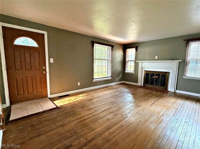 210 Callahan Road, Canfield, OH 44406
