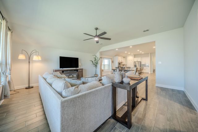 5925 Lovills Creek Street, Fort Worth, TX 76179