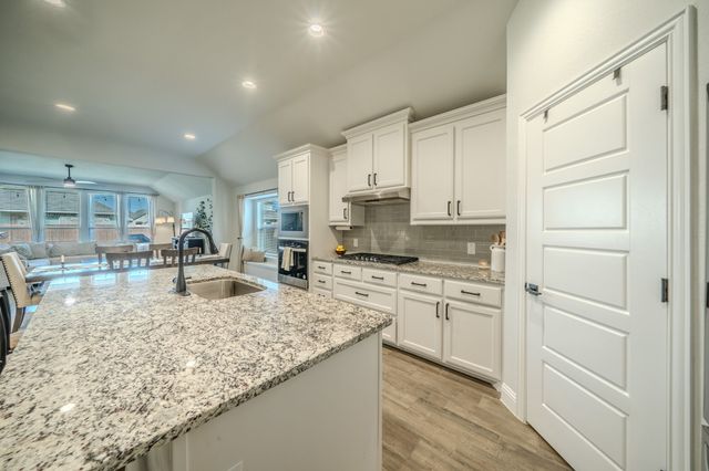 5925 Lovills Creek Street, Fort Worth, TX 76179