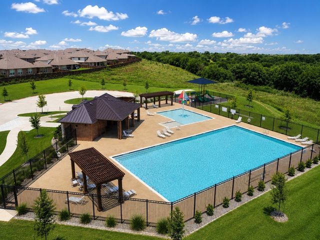 5925 Lovills Creek Street, Fort Worth, TX 76179