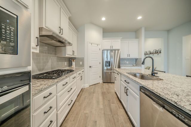 5925 Lovills Creek Street, Fort Worth, TX 76179
