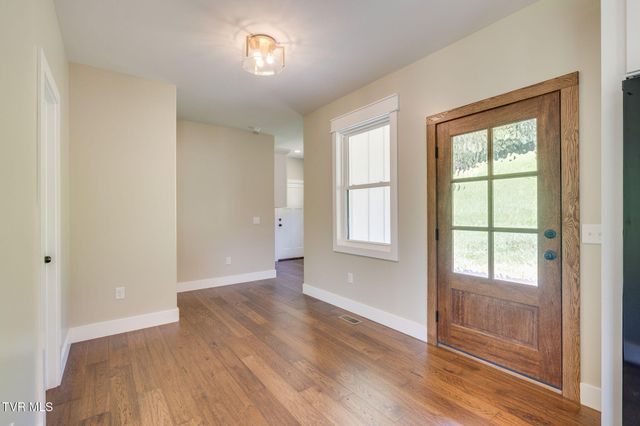 1627 Powder Branch Road, Johnson City, TN 37601