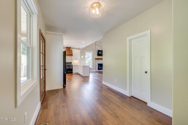 1627 Powder Branch Road, Johnson City, TN 37601