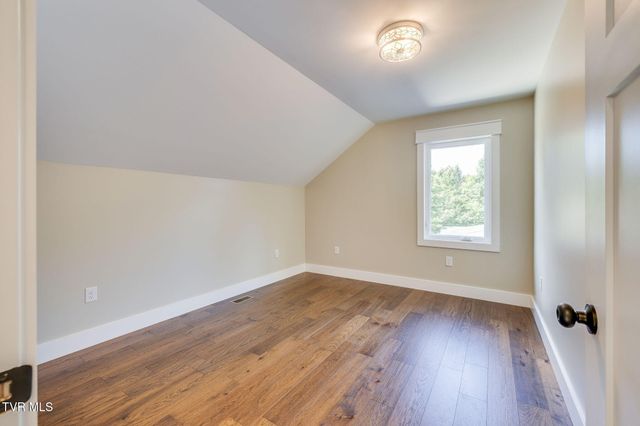 1627 Powder Branch Road, Johnson City, TN 37601