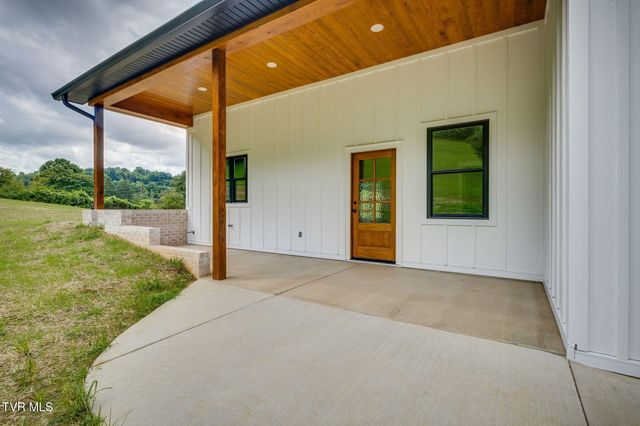 1627 Powder Branch Road, Johnson City, TN 37601